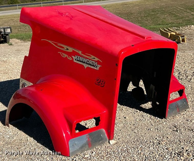 image for item EK3479 Kenworth  W900 truck hood