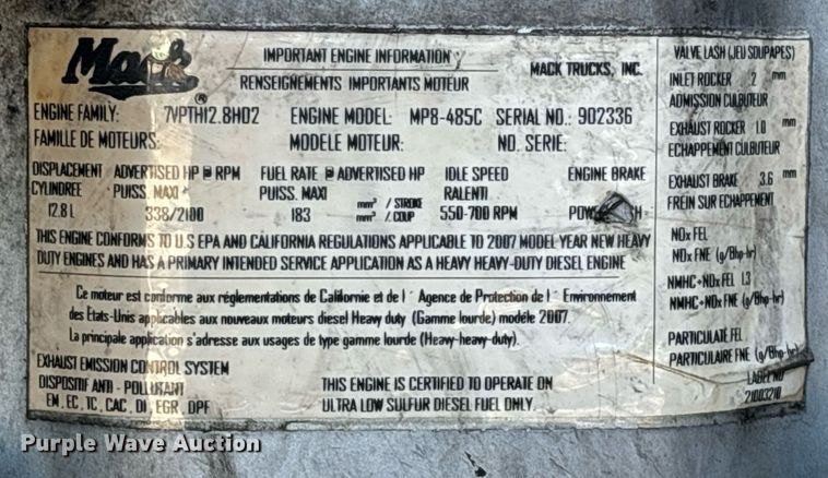 image for item EL8998 2008 Mack CHU613 semi truck