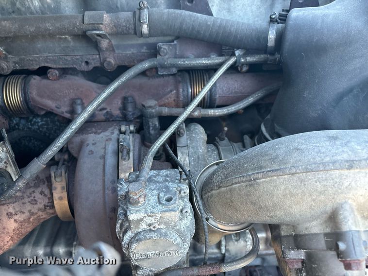 image for item EL8998 2008 Mack CHU613 semi truck