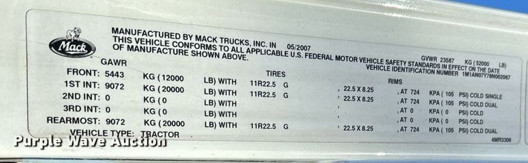 image for item EL8998 2008 Mack CHU613 semi truck
