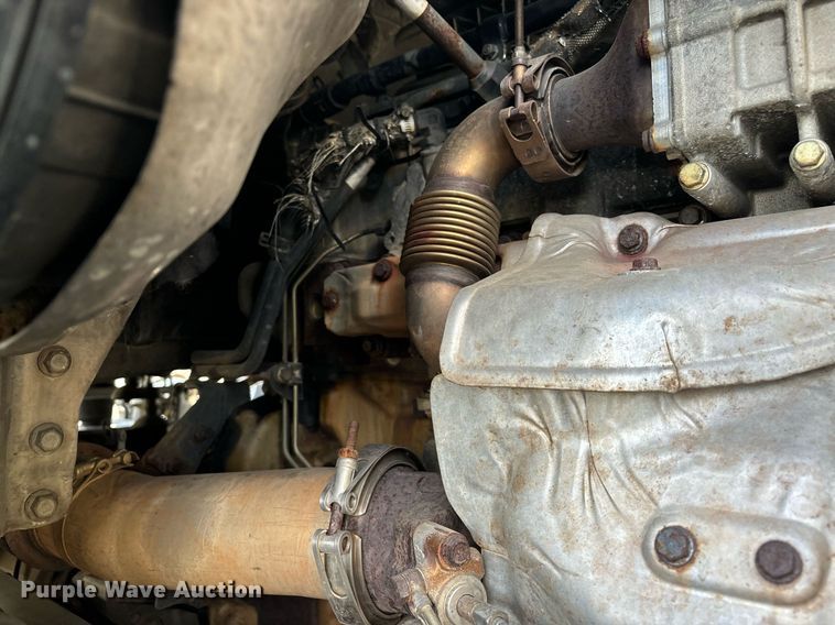 image for item EM0001 2011 Freightliner Cascadia 125 semi truck