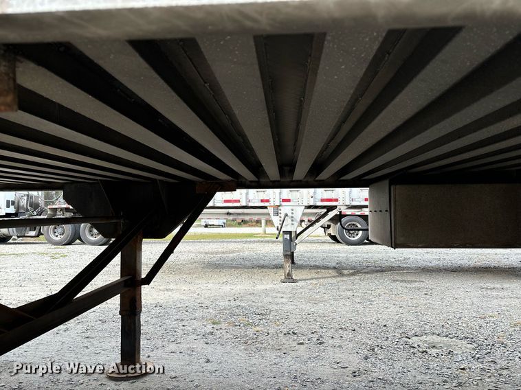 image for item EM0003 2018 Merritt livestock trailer