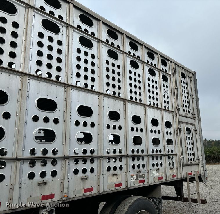 image for item EM0003 2018 Merritt livestock trailer