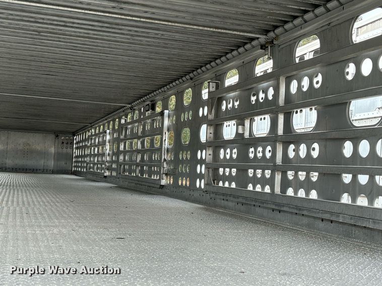 image for item EM0003 2018 Merritt livestock trailer