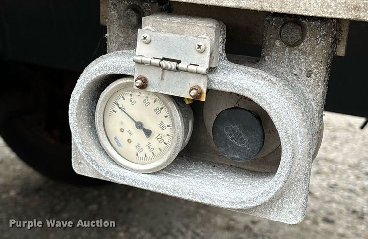 image for item EM0003 2018 Merritt livestock trailer