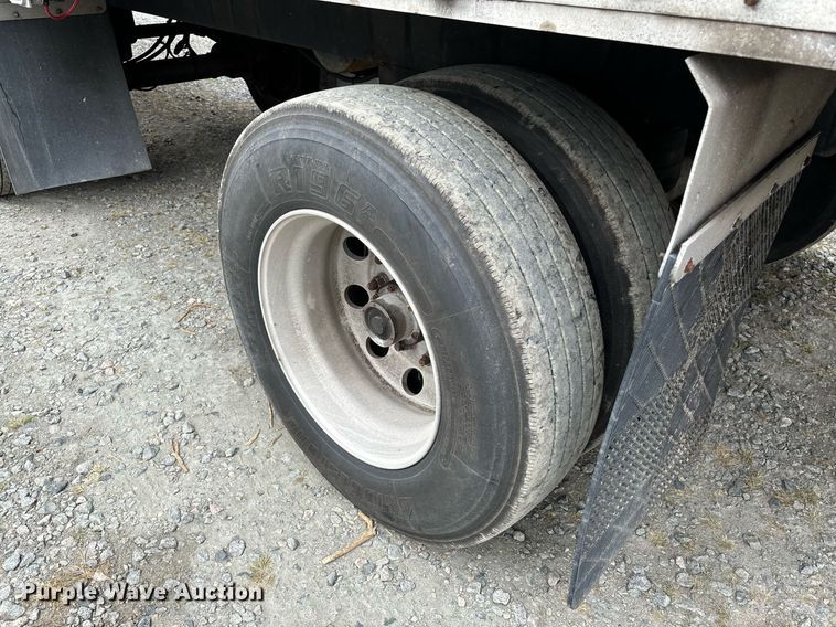 image for item EM0003 2018 Merritt livestock trailer