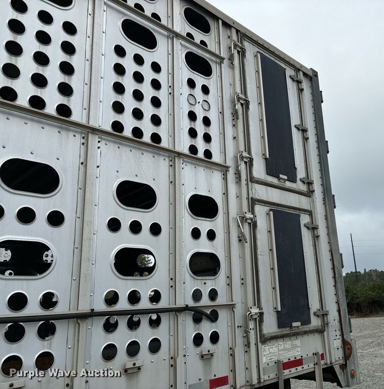 image for item EM0004 2018 Merritt livestock trailer