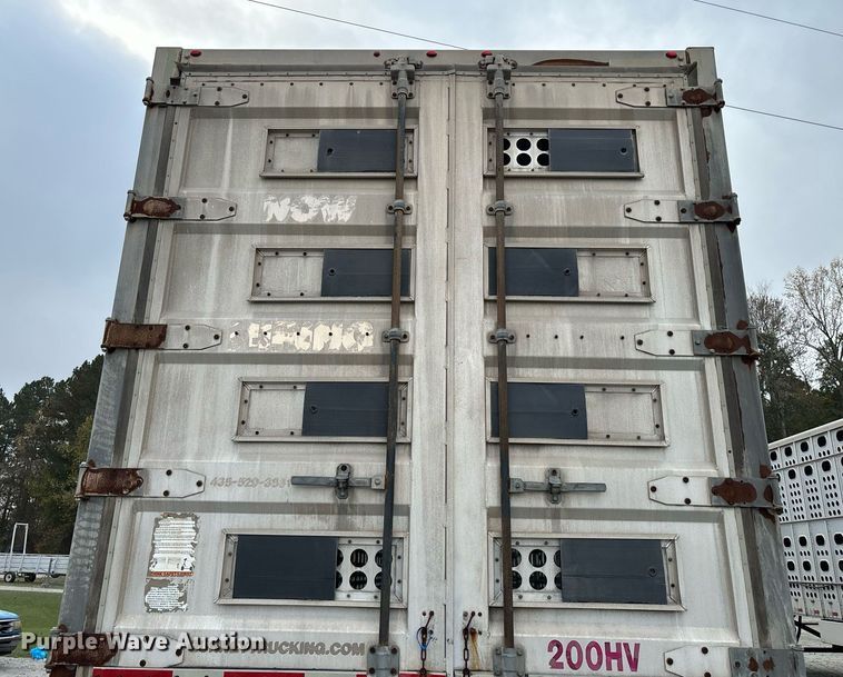 image for item EM0004 2018 Merritt livestock trailer