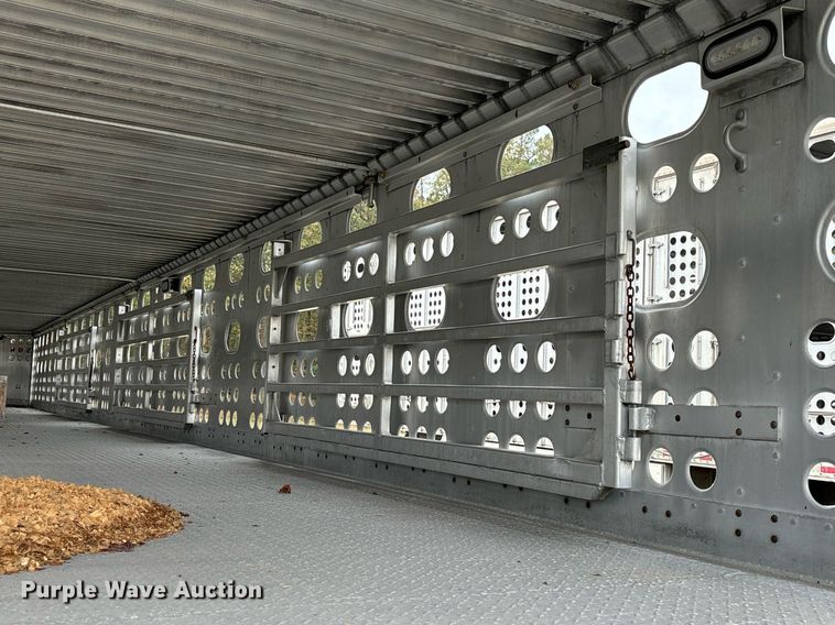 image for item EM0004 2018 Merritt livestock trailer