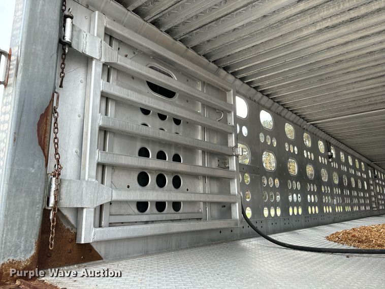 image for item EM0004 2018 Merritt livestock trailer