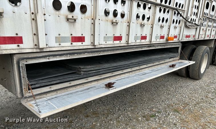 image for item EM0004 2018 Merritt livestock trailer