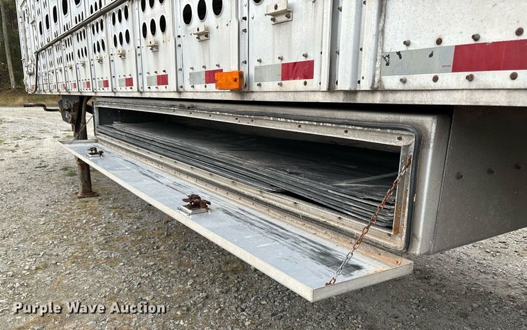 image for item EM0004 2018 Merritt livestock trailer