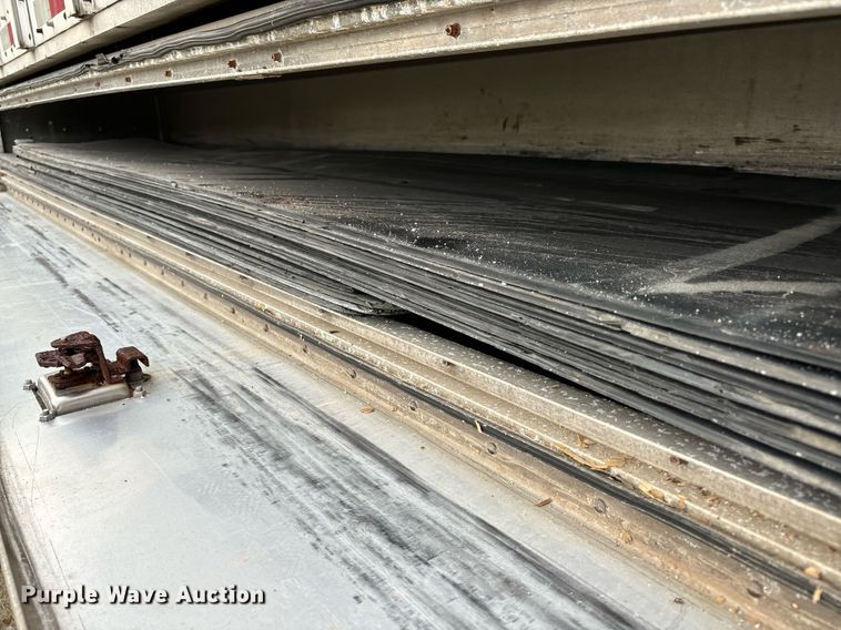 image for item EM0004 2018 Merritt livestock trailer