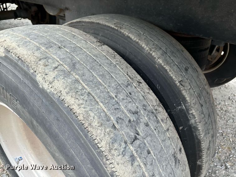 image for item EM0004 2018 Merritt livestock trailer