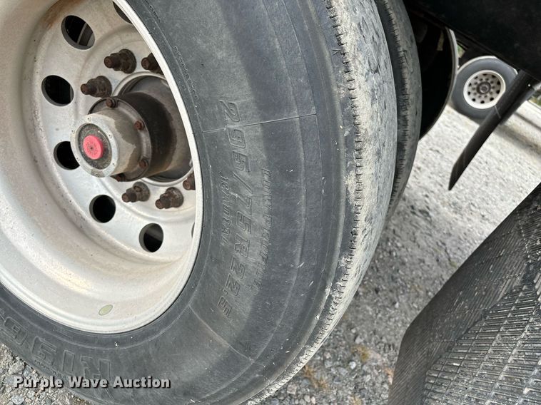 image for item EM0004 2018 Merritt livestock trailer