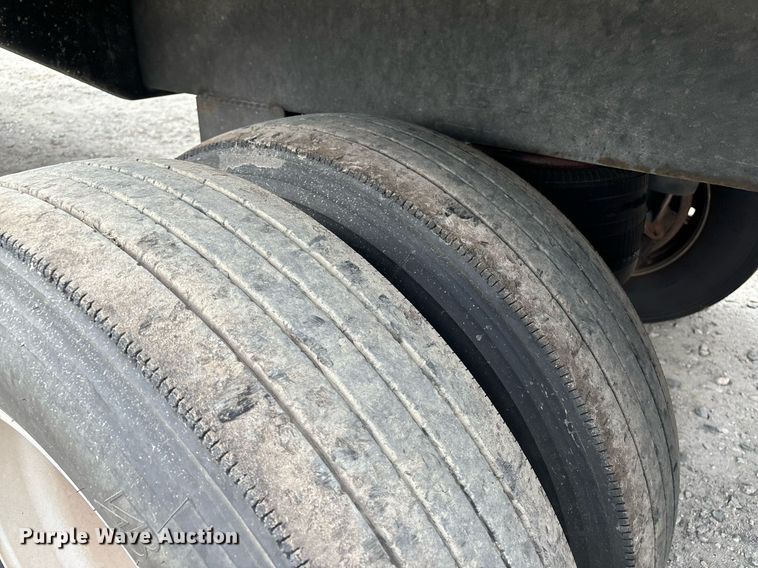 image for item EM0004 2018 Merritt livestock trailer