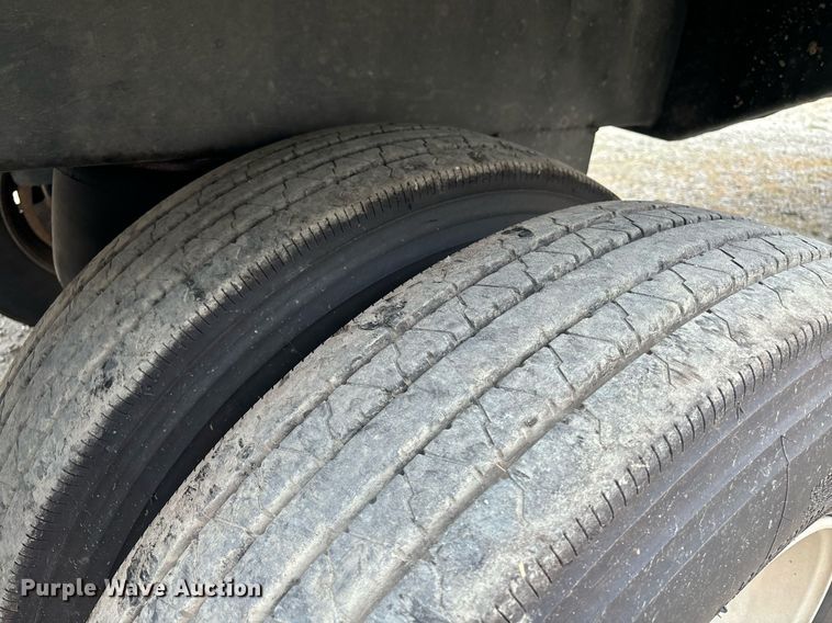 image for item EM0004 2018 Merritt livestock trailer