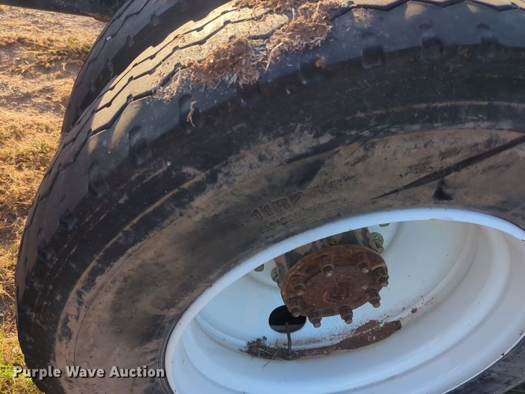 image for item EQ2394 1998 Western Star 4900 truck cab and chassis