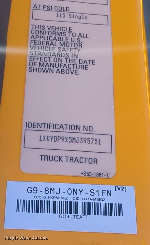 image for item EQ2451 2021 Kenworth T680 semi truck