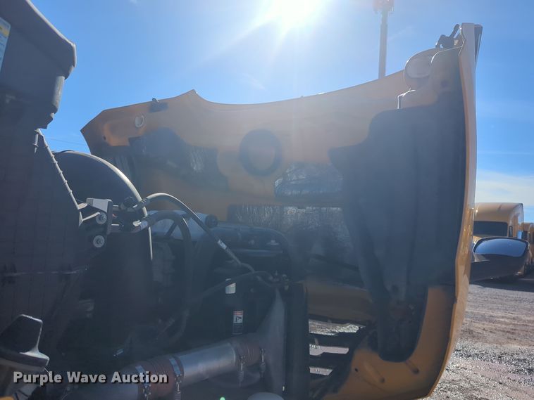 image for item EQ2453 2021 Freightliner Cascadia 126 semi truck