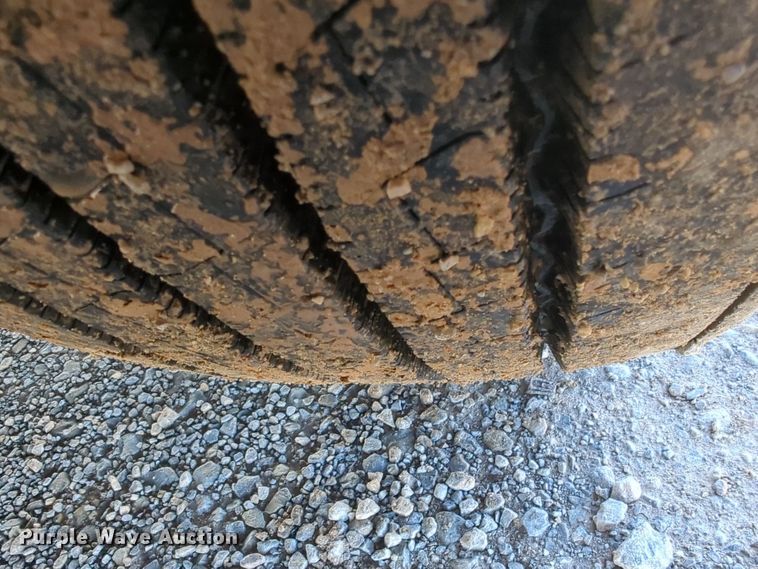 image for item EQ2453 2021 Freightliner Cascadia 126 semi truck