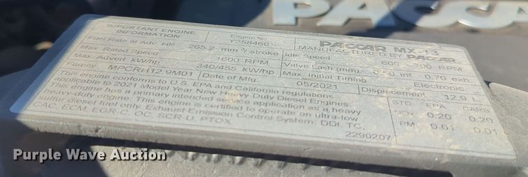 image for item EQ2456 2022 Kenworth T680 semi truck