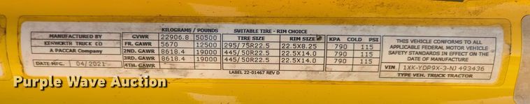 image for item EQ2457 2022 Kenworth T680 semi truck