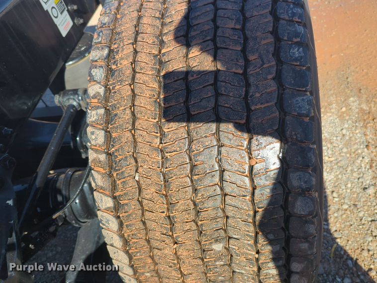 image for item EQ2459 2022 Kenworth T680 semi truck