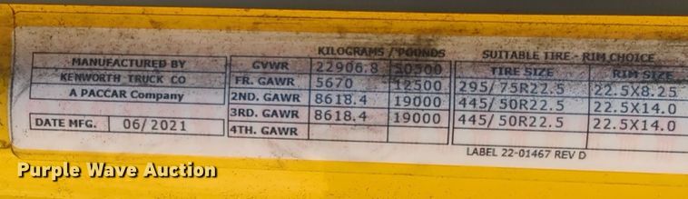 image for item EQ2459 2022 Kenworth T680 semi truck