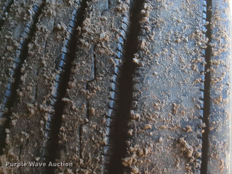 image for item EQ2462 2021 Kenworth T680 semi truck