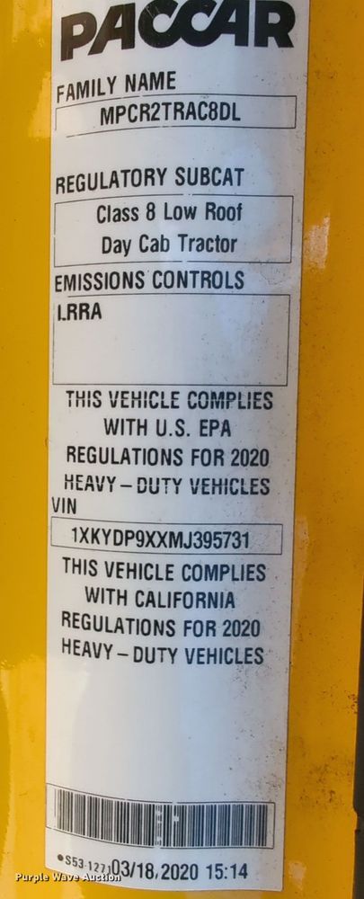 image for item EQ2462 2021 Kenworth T680 semi truck