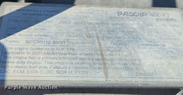 image for item EQ2463 2022 Kenworth T680 semi truck