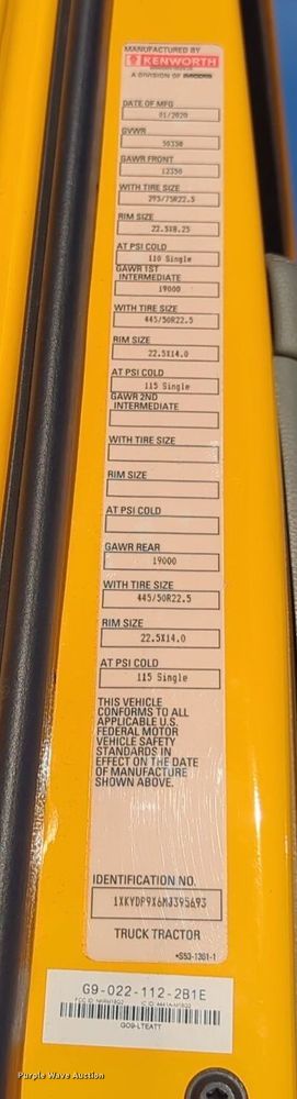 image for item EQ2478 2021 Kenworth T680 semi truck