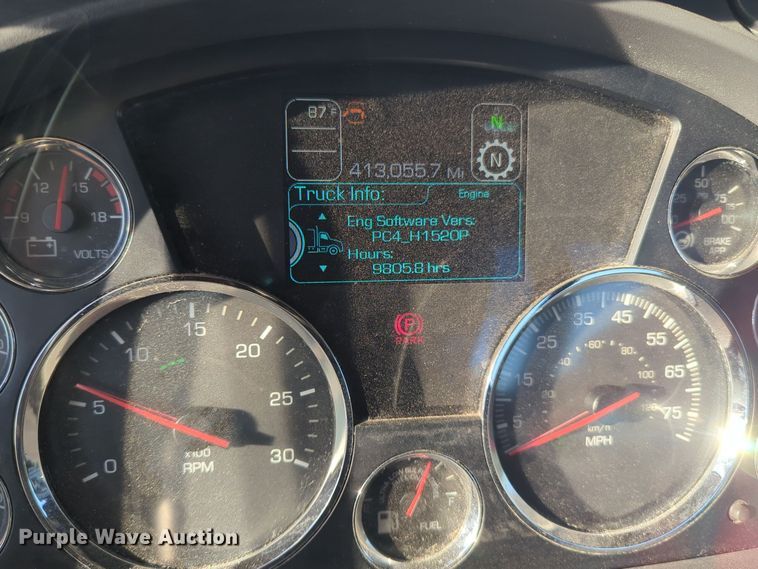 image for item EQ2479 2021 Kenworth T680 semi truck