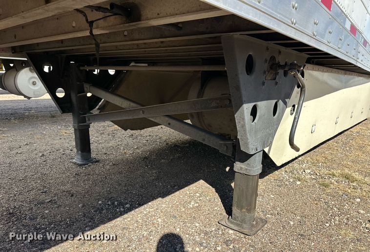 image for item ER8151 2012 Utility VS2RA refrigerated van trailer