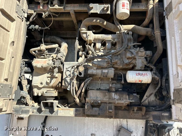 image for item ER8151 2012 Utility VS2RA refrigerated van trailer