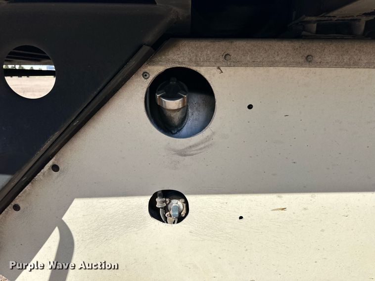 image for item ER8151 2012 Utility VS2RA refrigerated van trailer