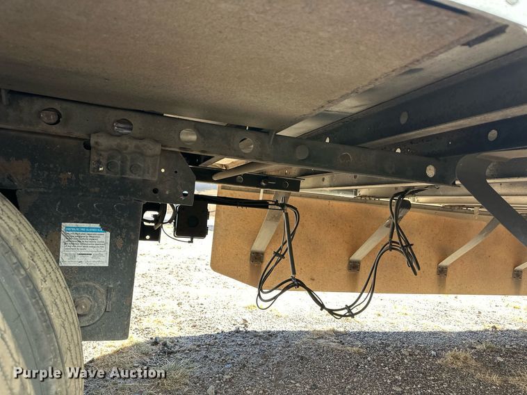 image for item ER8151 2012 Utility VS2RA refrigerated van trailer