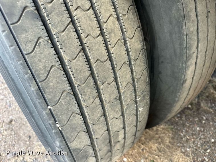 image for item ER8151 2012 Utility VS2RA refrigerated van trailer