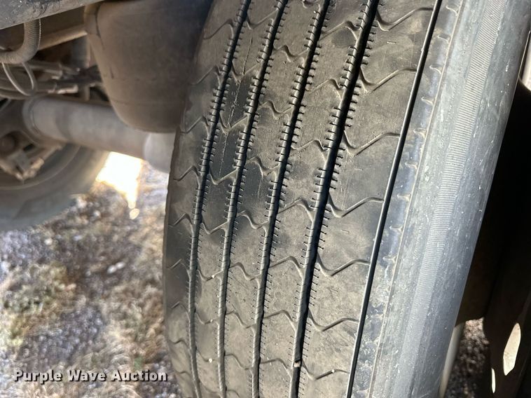 image for item ER8151 2012 Utility VS2RA refrigerated van trailer