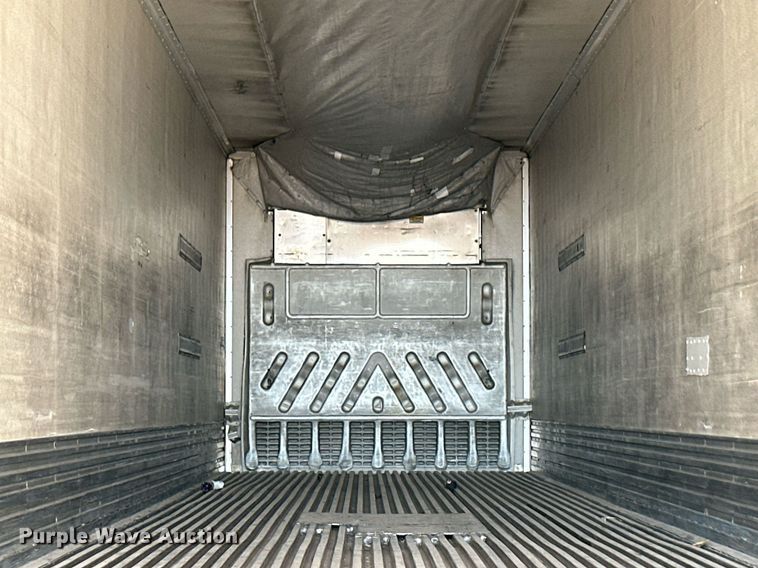 image for item ER8152 2002 Great Dane 7811T7-1A-53 refrigerated van trailer