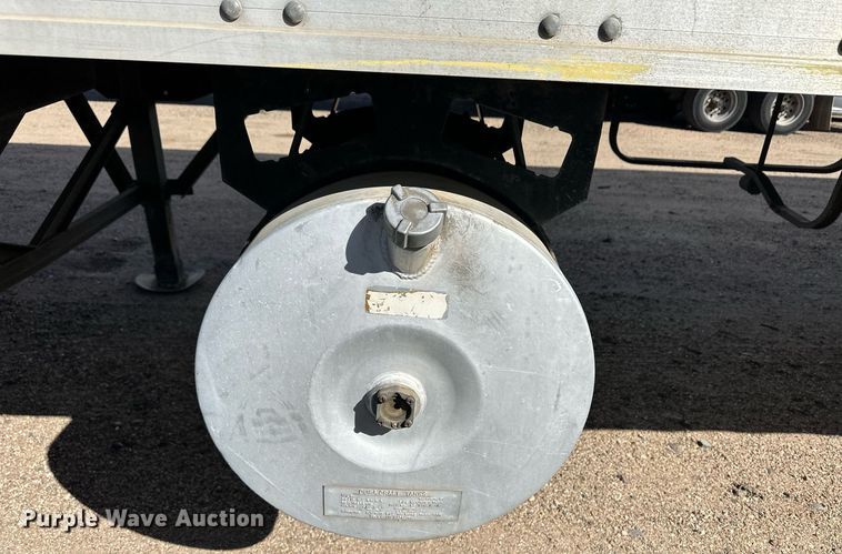 image for item ER8152 2002 Great Dane 7811T7-1A-53 refrigerated van trailer