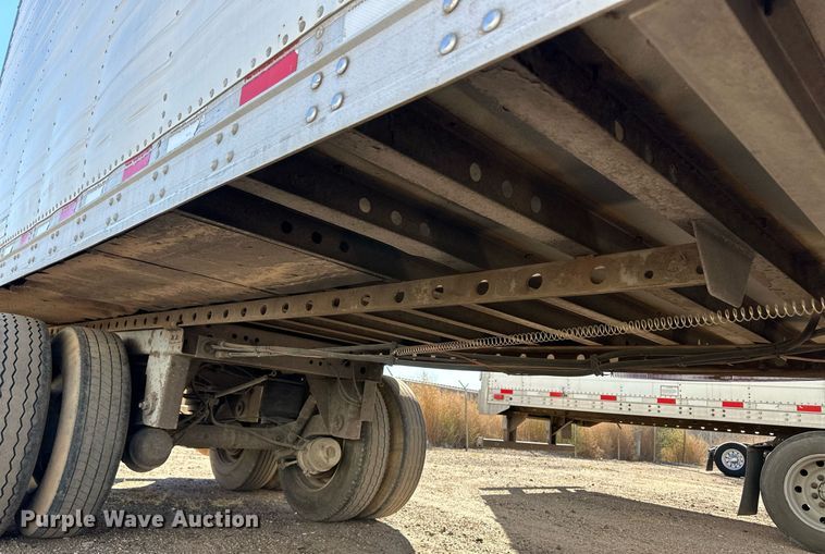 image for item ER8152 2002 Great Dane 7811T7-1A-53 refrigerated van trailer