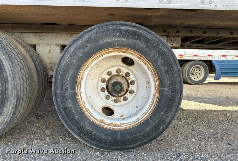 image for item ER8152 2002 Great Dane 7811T7-1A-53 refrigerated van trailer