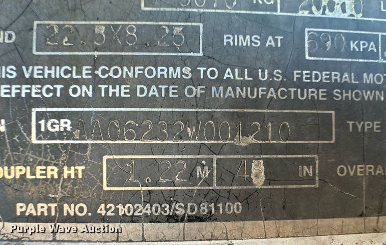 image for item ER8152 2002 Great Dane 7811T7-1A-53 refrigerated van trailer