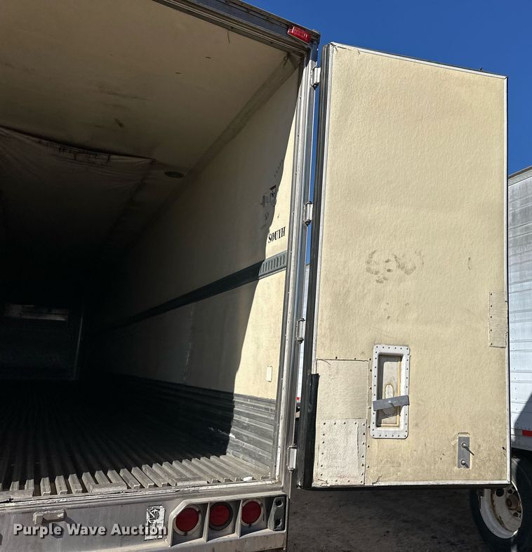 image for item ER8153 2011 Great Dane SUP-1114-31053 refrigerated van trailer