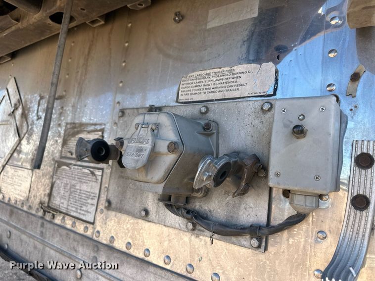 image for item ER8153 2011 Great Dane SUP-1114-31053 refrigerated van trailer