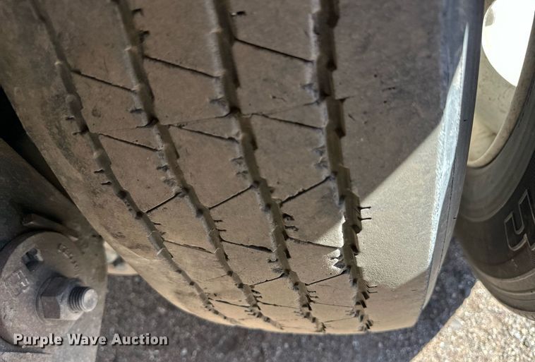 image for item ER8153 2011 Great Dane SUP-1114-31053 refrigerated van trailer