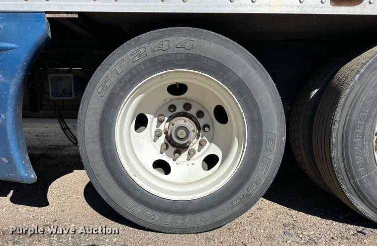 image for item ER8153 2011 Great Dane SUP-1114-31053 refrigerated van trailer