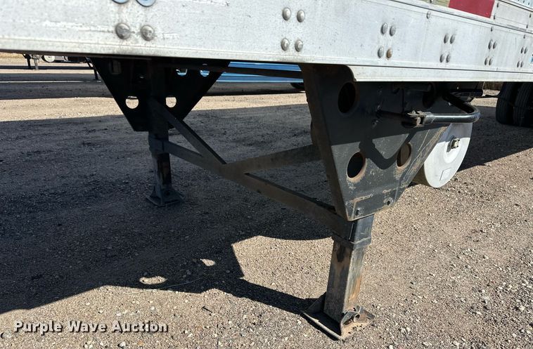 image for item ER8154 2005 Utility VS2RA refrigerated van trailer